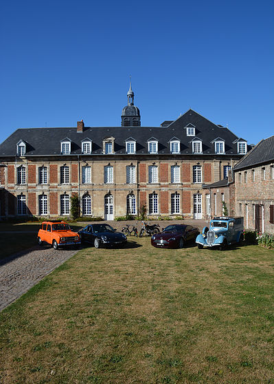 rassemblement voiture ancienne amiens